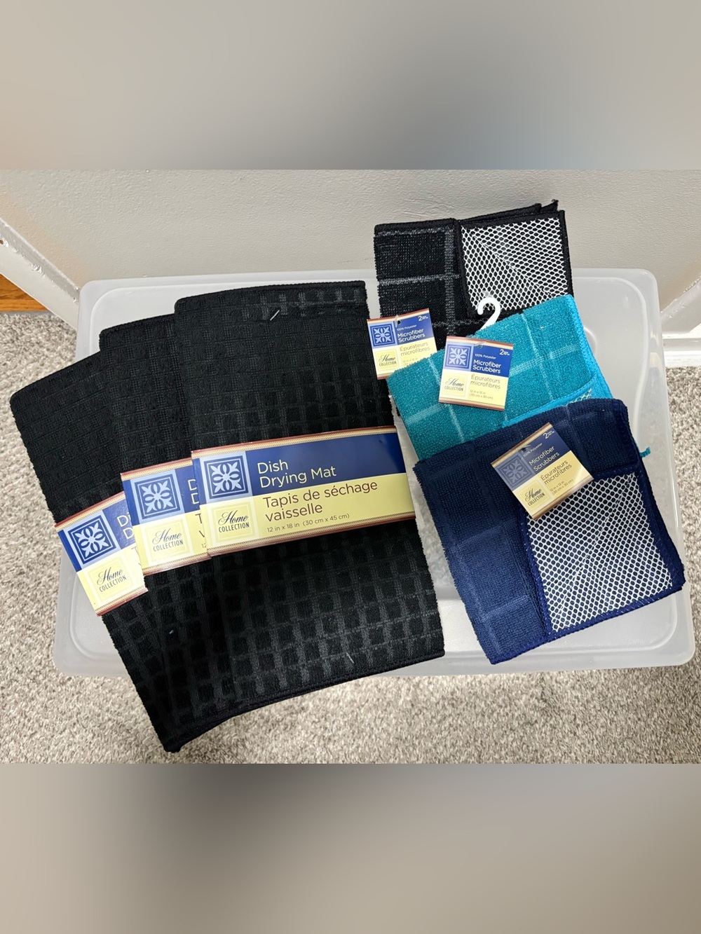 Kitchen (3) 12 x 18” microfiber drying mats black. (3) 2 packs dish scrubber